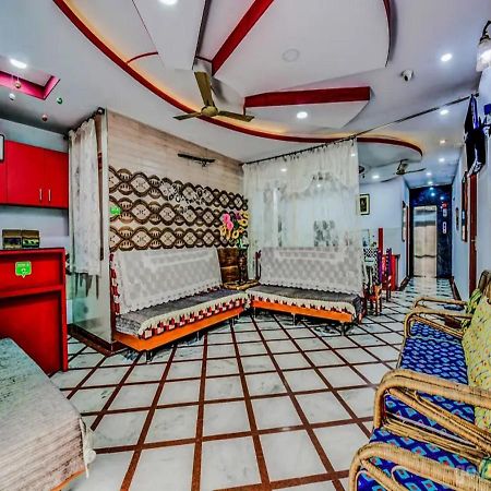 Airport Sky Inn Homestay ชัยปุระ ภายนอก รูปภาพ