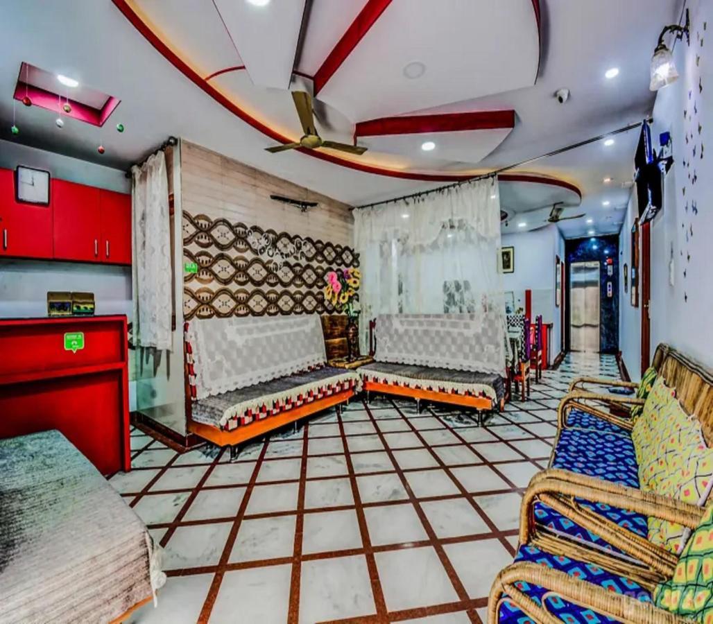 Airport Sky Inn Homestay ชัยปุระ ภายนอก รูปภาพ